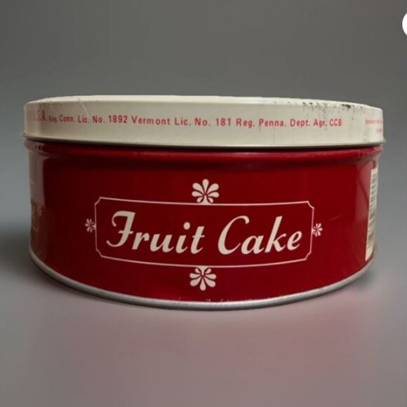 VTG Shirley Jean Fruit Cake Tin Christmas Holiday Winter Red Barn Baltimore MD - Picture 4 of 9